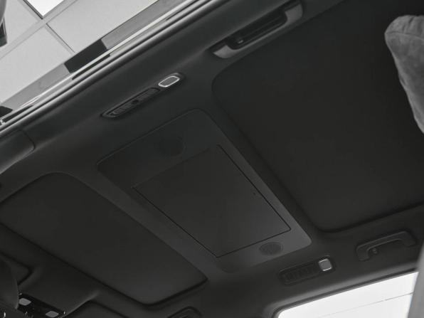 Li Auto (Lixiang) L9 I Рестайлинг с пробегом 2025 года, цена 8 999 000 рублей, 75 км, внедорожник, Автокод Объявления