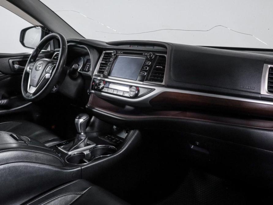 Toyota Highlander III (XU50) Москва  - изображение 9