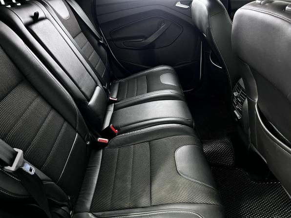 Ford Kuga II с пробегом 2015 года, цена 1 400 000 рублей, 102500 км, внедорожник, Автокод Объявления