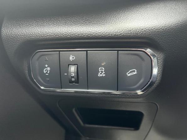 Haval Jolion I Рестайлинг с пробегом 2025 года, цена 2 328 000 рублей, 20000 км, внедорожник, Автокод Объявления