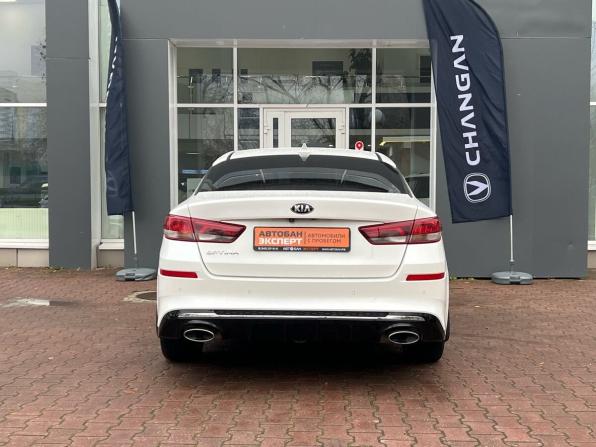 Kia Optima IV Рестайлинг с пробегом 2018 года, цена 1 579 000 рублей, 249000 км, седан, Автокод Объявления