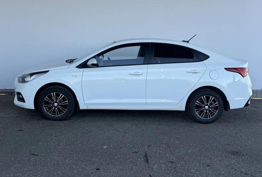 Hyundai Solaris II Киров  - изображение 8