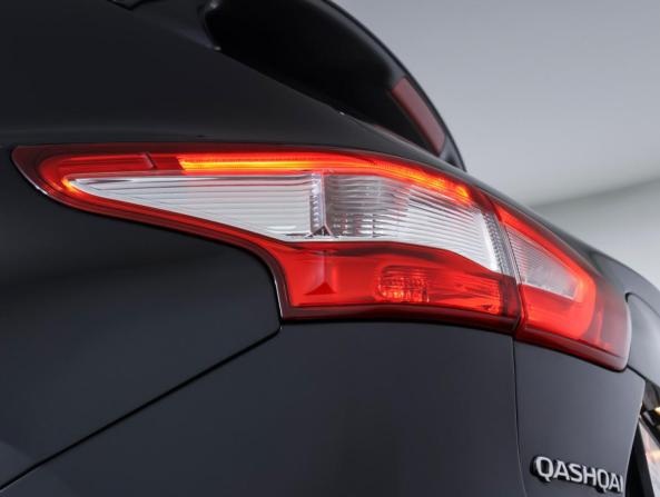 Nissan Qashqai II с пробегом 2018 года, цена 1 828 000 рублей, 70135 км, внедорожник, Автокод Объявления