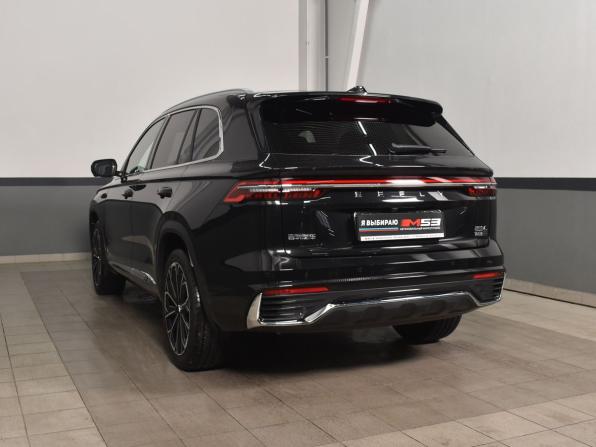Geely Monjaro I Рестайлинг 2 с пробегом 2026 года, цена 3 989 995 рублей, 21 км, внедорожник, Автокод Объявления