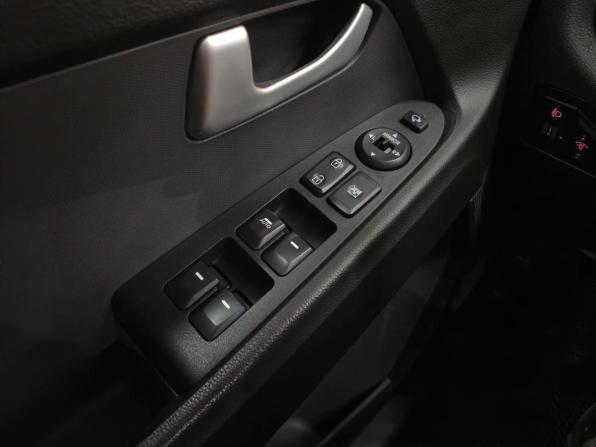 Kia Sportage III с пробегом 2013 года, цена 1 390 000 рублей, 132723 км, внедорожник, Автокод Объявления