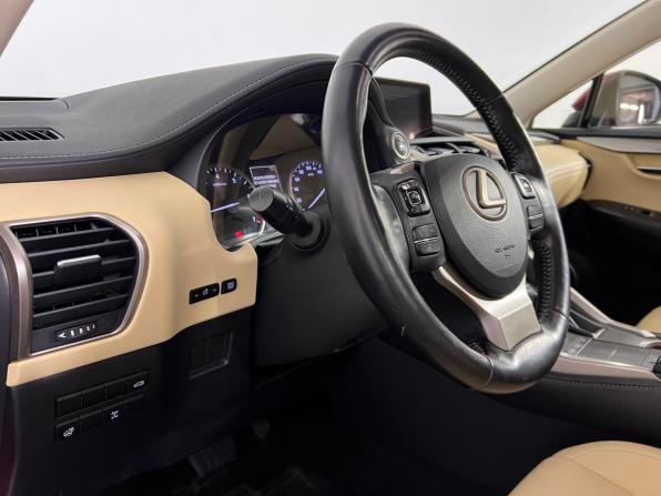 Lexus NX I Рестайлинг с пробегом 2018 года, цена 2 850 000 рублей, 111900 км, внедорожник, Автокод Объявления