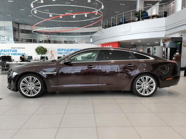 Jaguar XJ IV (X351) Рестайлинг с пробегом 2016 года, цена 2 250 000 рублей, 226313 км, седан, Автокод Объявления
