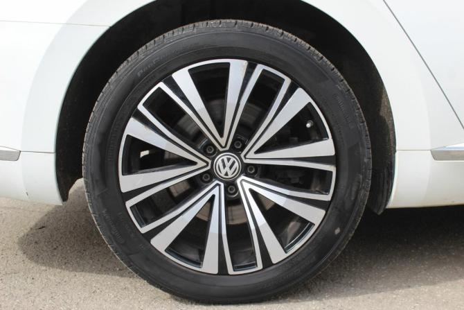 Volkswagen Arteon I с пробегом 2018 года, цена 3 050 000 рублей, 74000 км, лифтбек, Автокод Объявления