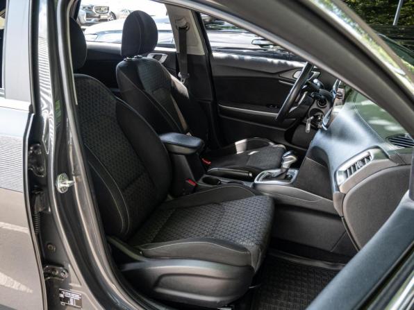 Kia Ceed III с пробегом 2019 года, цена 1 680 000 рублей, 155376 км, универсал, Автокод Объявления
