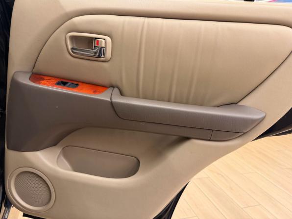 Lexus RX I с пробегом 2001 года, цена 679 000 рублей, 250000 км, внедорожник, Автокод Объявления