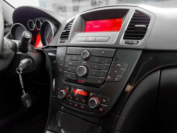 Opel Insignia I с пробегом 2013 года, цена 769 000 рублей, 255139 км, хэтчбек, Автокод Объявления