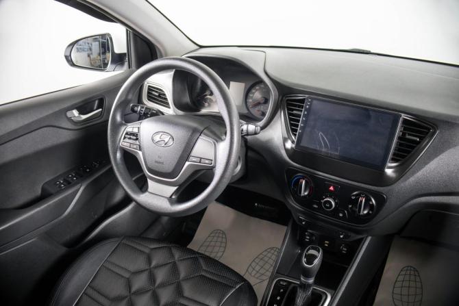 Hyundai Solaris II Рестайлинг с пробегом 2020 года, цена 999 000 рублей, 181235 км, седан, Автокод Объявления