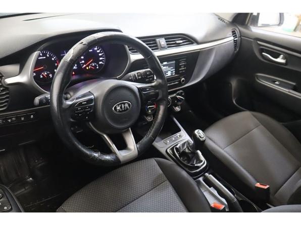 Kia Rio IV Рестайлинг с пробегом 2021 года, цена 1 300 000 рублей, 140942 км, седан, Автокод Объявления