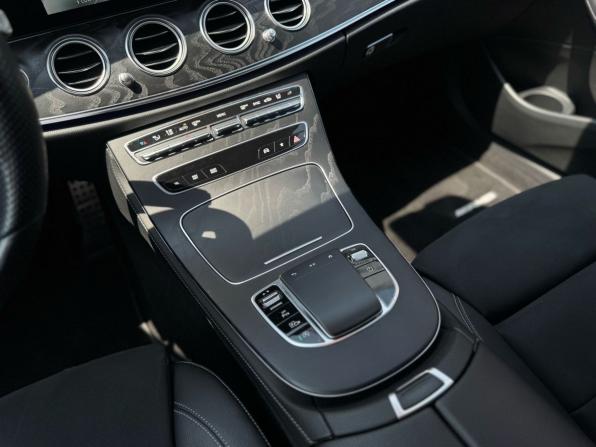 Mercedes-Benz E-Класс V (W213 S213 C238) Рестайлинг с пробегом 2021 года, цена 5 019 000 рублей, 40034 км, седан, Автокод Объявления