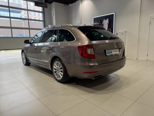 Skoda Superb II с пробегом 2012 года, цена 1 080 000 рублей, 260953 км, универсал, Автокод Объявления