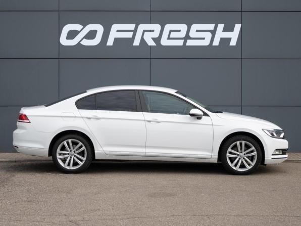 Volkswagen Passat B8 с пробегом 2015 года, цена 1 670 000 рублей, 195770 км, седан, Автокод Объявления
