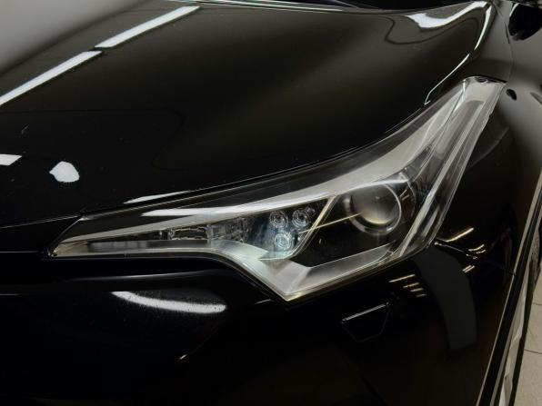Toyota C-HR I с пробегом 2019 года, цена 2 380 000 рублей, 92342 км, внедорожник, Автокод Объявления