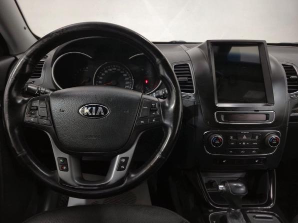 Kia Sorento II Рестайлинг с пробегом 2017 года, цена 1 870 000 рублей, 185675 км, внедорожник, Автокод Объявления