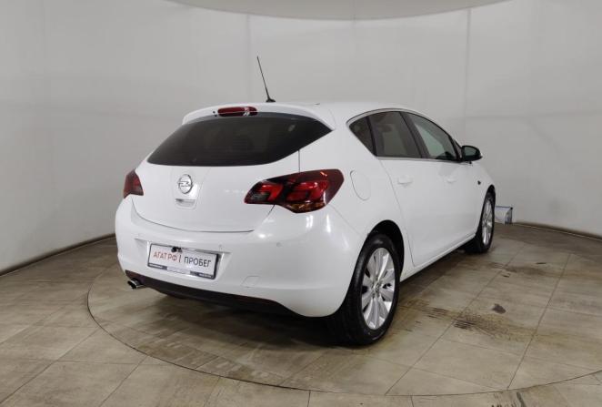 Opel Astra J с пробегом 2011 года, цена 760 000 рублей, 144297 км, хэтчбек, Автокод Объявления