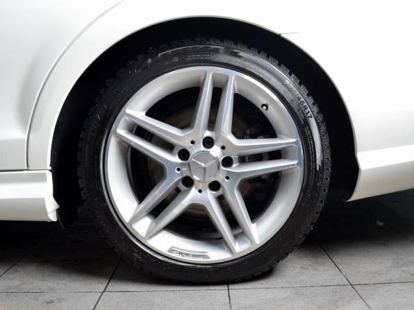 Mercedes-Benz C-Класс III (W204) Рестайлинг с пробегом 2012 года, цена 1 390 997 рублей, 107807 км, универсал, Автокод Объявления