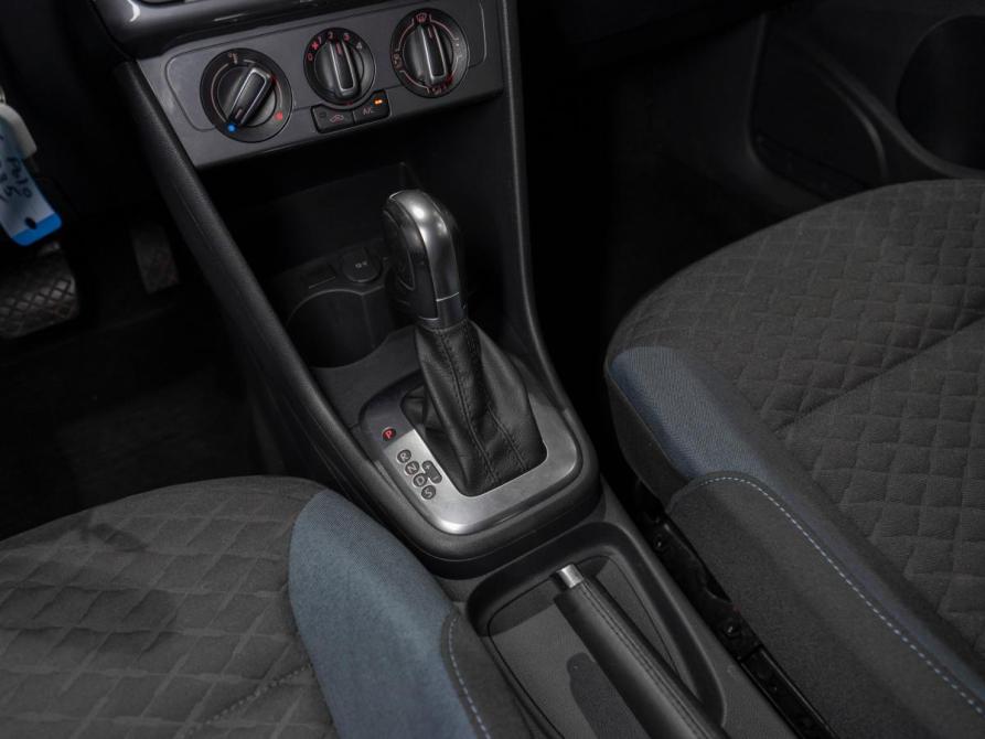 Volkswagen Polo V Рестайлинг Москва  - изображение 13