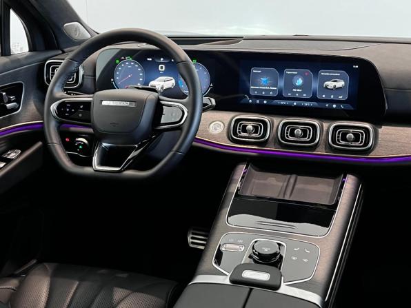 Jaecoo J8 с пробегом 2024 года, цена 3 790 000 рублей, 24689 км, внедорожник, Автокод Объявления