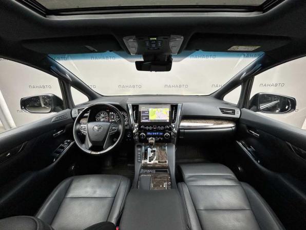 Toyota Alphard III Рестайлинг с пробегом 2022 года, цена 8 585 000 рублей, 31341 км, минивэн, Автокод Объявления