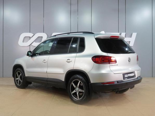 Volkswagen Tiguan I с пробегом 2011 года, цена 1 399 000 рублей, 176071 км, внедорожник, Автокод Объявления