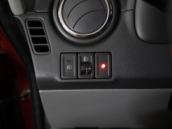 Suzuki SX4 I (Classic) Рестайлинг с пробегом 2011 года, цена 825 000 рублей, 134684 км, хэтчбек, Автокод Объявления
