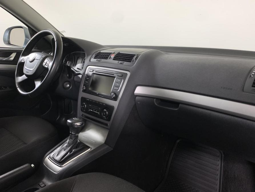 Skoda Octavia II (A5) Рестайлинг Москва  - изображение 13