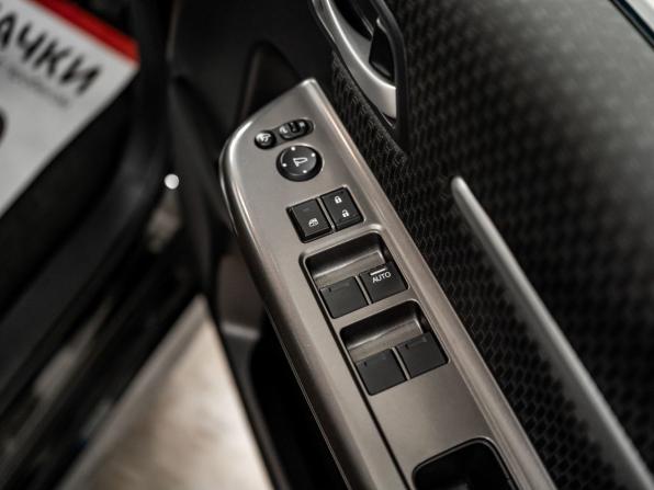 Honda Stepwgn V Рестайлинг с пробегом 2019 года, цена 2 250 000 рублей, 62617 км, минивэн, Автокод Объявления