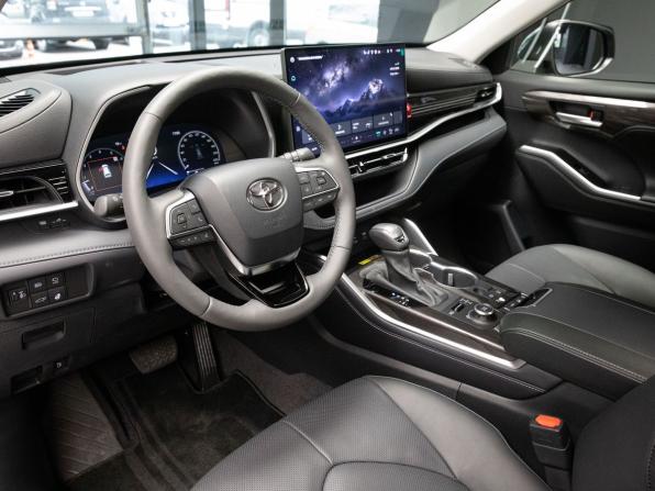 Toyota Highlander IV (XU70) с пробегом 2025 года, цена 5 000 000 рублей, 1 км, внедорожник, Автокод Объявления