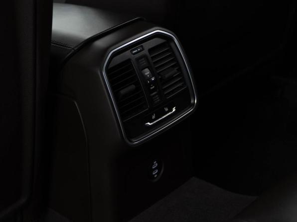 Porsche Macan I Рестайлинг с пробегом 2021 года, цена 7 198 055 рублей, 70732 км, внедорожник, Автокод Объявления