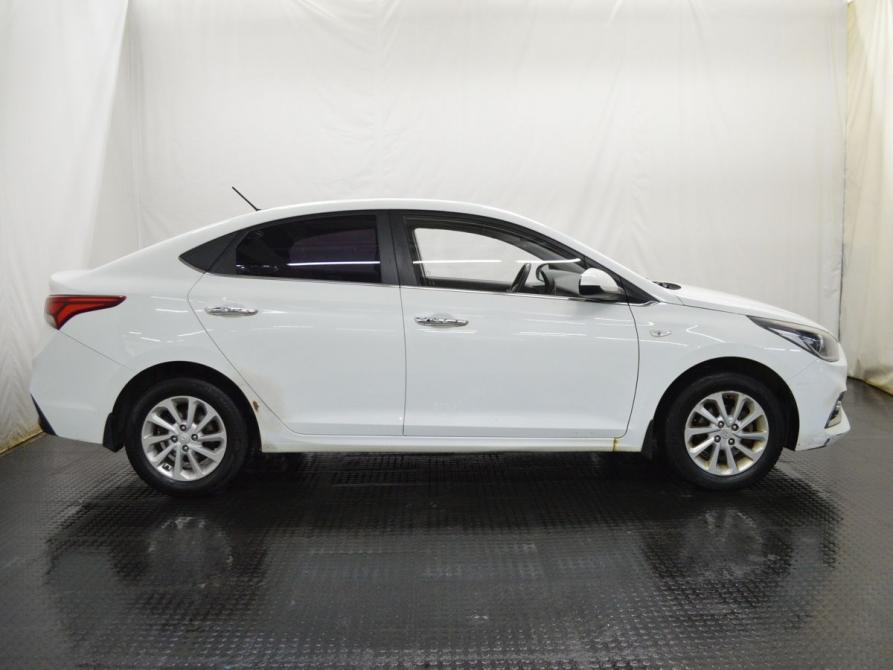 Hyundai Solaris II Санкт-Петербург  - изображение 4