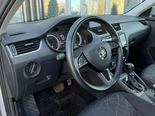 Skoda Octavia III (A7) Рестайлинг с пробегом 2019 года, цена 1 766 000 рублей, 130354 км, лифтбек, Автокод Объявления