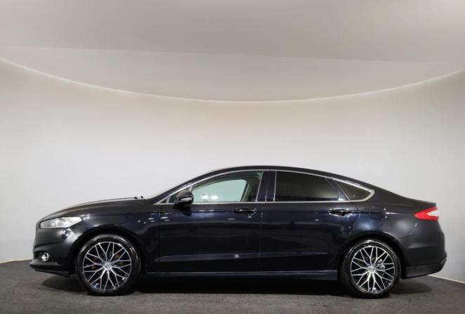 Ford Mondeo V с пробегом 2015 года, цена 1 480 000 рублей, 165823 км, седан, Автокод Объявления