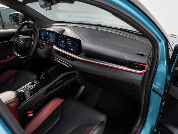 Geely Coolray I Рестайлинг с пробегом 2024 года, цена 2 270 000 рублей, 24788 км, внедорожник, Автокод Объявления
