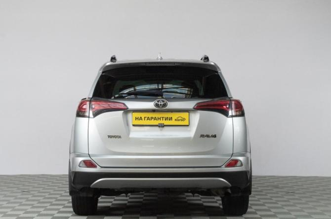 Toyota RAV4 IV (XA40) Рестайлинг с пробегом 2017 года, цена 2 879 000 рублей, 146000 км, внедорожник, Автокод Объявления