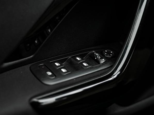 Peugeot 208 I с пробегом 2013 года, цена 480 000 рублей, 266746 км, хэтчбек, Автокод Объявления