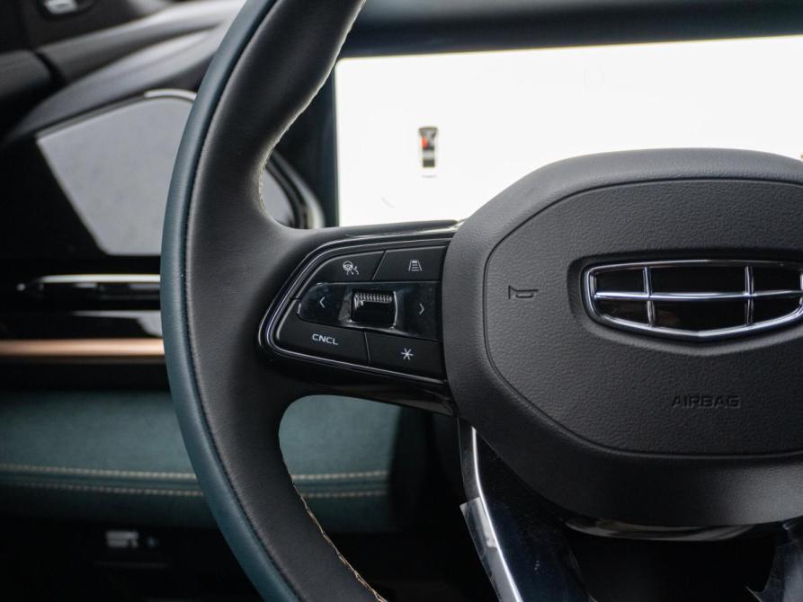 Geely Monjaro I Санкт-Петербург  - изображение 17