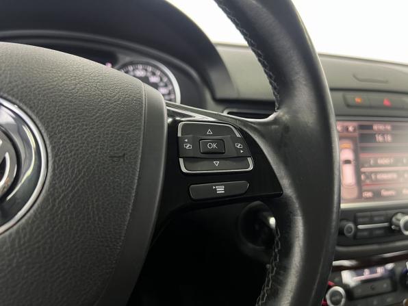 Volkswagen Touareg II с пробегом 2011 года, цена 2 199 000 рублей, 147252 км, внедорожник, Автокод Объявления
