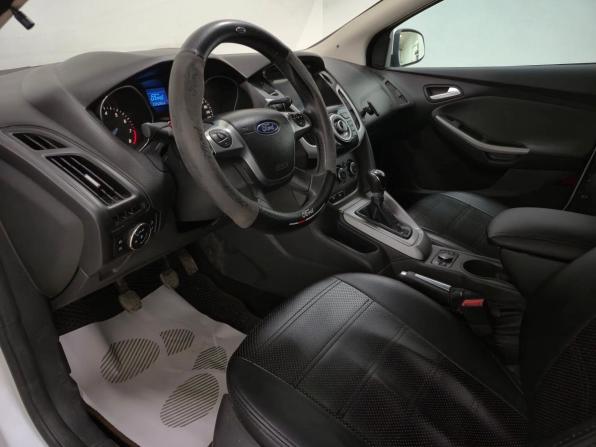 Ford Focus III с пробегом 2013 года, цена 680 000 рублей, 237619 км, хэтчбек, Автокод Объявления