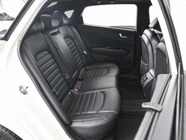 Kia Optima IV Рестайлинг с пробегом 2018 года, цена 2 190 000 рублей, 104679 км, седан, Автокод Объявления
