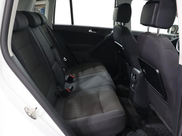 Volkswagen Tiguan I Рестайлинг с пробегом 2014 года, цена 1 419 000 рублей, 77570 км, внедорожник, Автокод Объявления