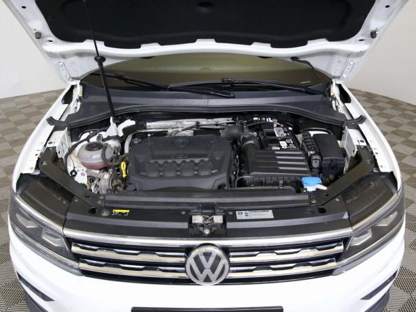 Volkswagen Tiguan II с пробегом 2018 года, цена 2 250 000 рублей, 153252 км, внедорожник, Автокод Объявления