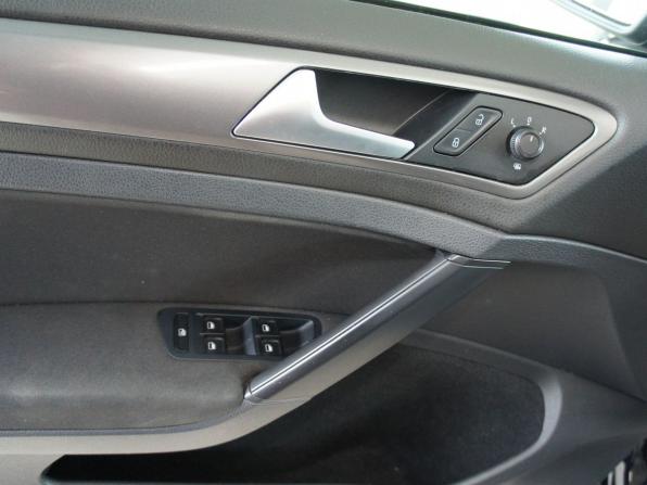 Volkswagen Golf VII с пробегом 2014 года, цена 1 170 000 рублей, 182000 км, хэтчбек, Автокод Объявления