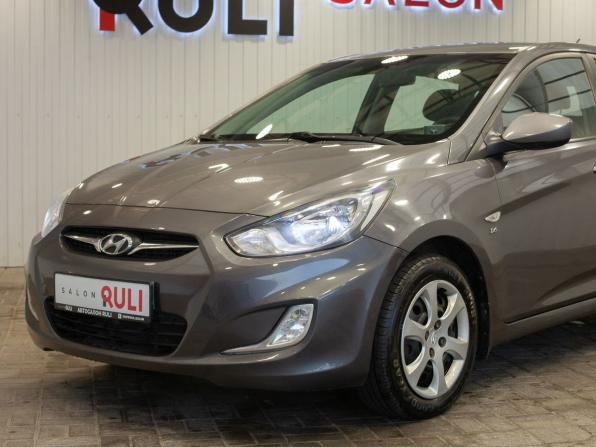 Hyundai Solaris I с пробегом 2012 года, цена 940 000 рублей, 98109 км, хэтчбек, Автокод Объявления