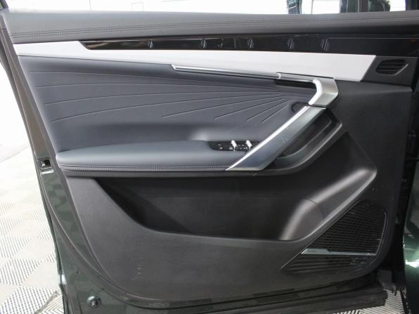 Geely Atlas II с пробегом 2024 года, цена 3 295 000 рублей, 7000 км, внедорожник, Автокод Объявления