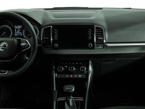 Skoda Karoq I с пробегом 2021 года, цена 2 129 585 рублей, 101814 км, внедорожник, Автокод Объявления