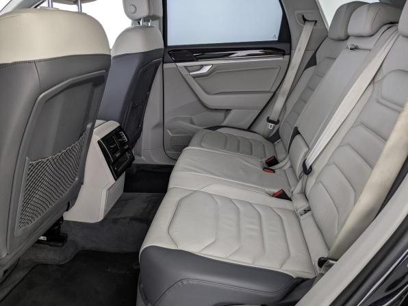 Volkswagen Touareg III с пробегом 2018 года, цена 4 950 000 рублей, 82468 км, внедорожник, Автокод Объявления